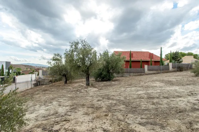 Parcela de casi 1500m2 en el Chorrico — 11