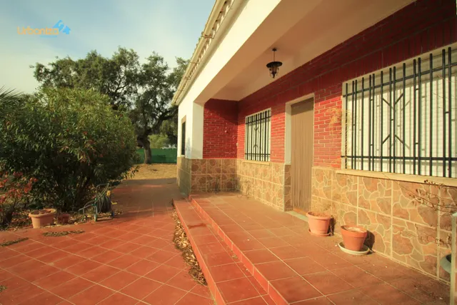 PARCELA CON VIVIENDA EN BOTOA, TODO ESCRITURADO, HIPOTECABLE — 11
