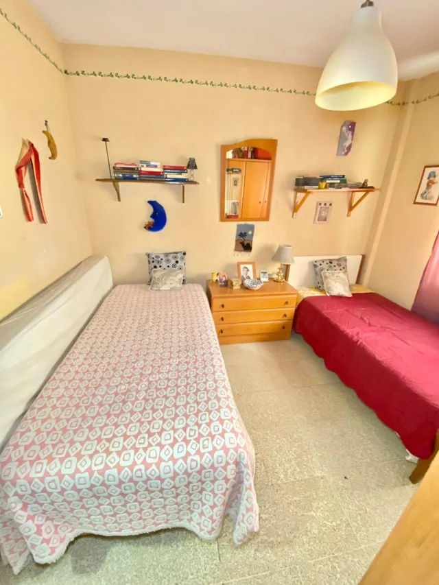 Piso 4 habitaciones 126m² en venta - Av. Barcelona - Viñuela - Rescatado — 22