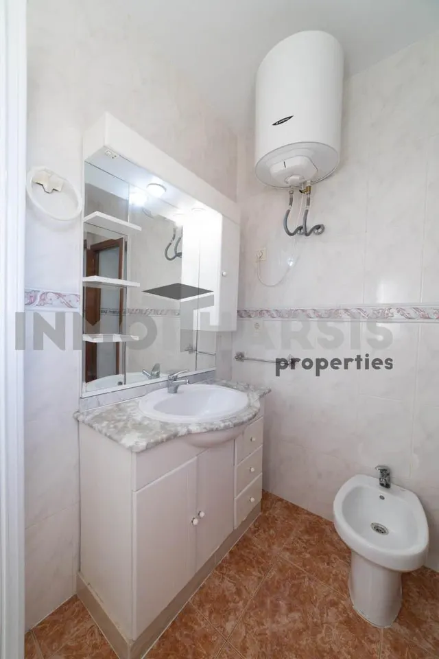 Se vende en los angeles con ascensor — 26