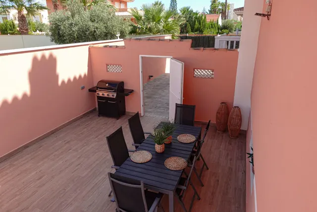 Chalet independiente reformado con piscina privada – La Manga del Mar Menor, Km 1 (Entremares / Urbanización Áncora) — 28