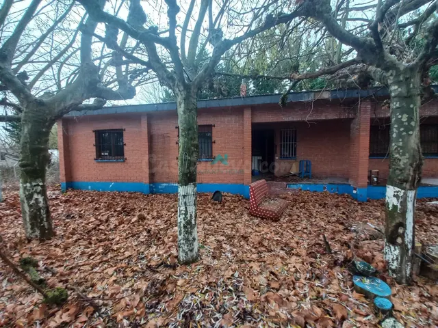 Amplio Chalet en Sarracín a Reformar - Oportunidad Única