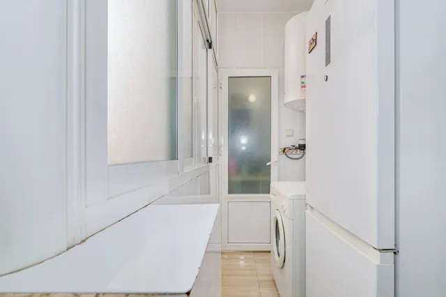 OPORTUNIDAD EN VENTA DE PISO DE 4 DORMITORIOS TOTALMENTE EXTERIORES EN EL ZAIDIN ENFRENTE DEL PTS TOTALMENTE REFORMADO Y EQUIPADO IDEAL PARA INVERSION — 27