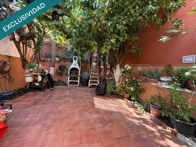 Tu nueva vida empieza con una  casa con espacio — 27