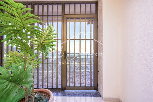 Exclusivo Piso en Primera Línea de Playa de Las Canteras con Vistas al Mar — 7