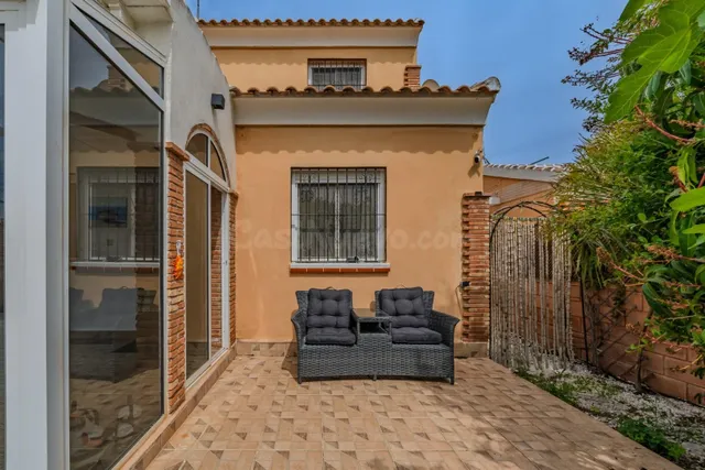 Chalet independiente con solárium y posibilidad de piscina p - foto 5