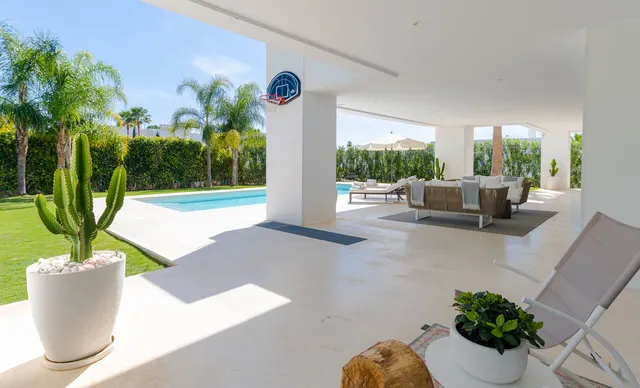 Chalet 6 habitaciones 637m² en venta - Marbella — 26