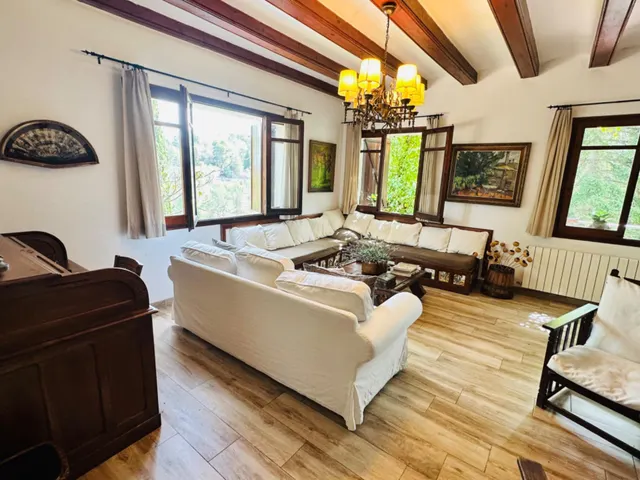 EXCLUSIVA CASA UNIFAMILIAR EN CASTELLVÍ DE ROSANES - GRAN PARCELA, PRIVACIDAD Y ENCANTO NATURAL — 24