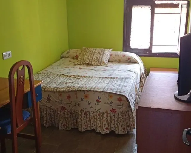 CASA EN MONTALBAN — 12