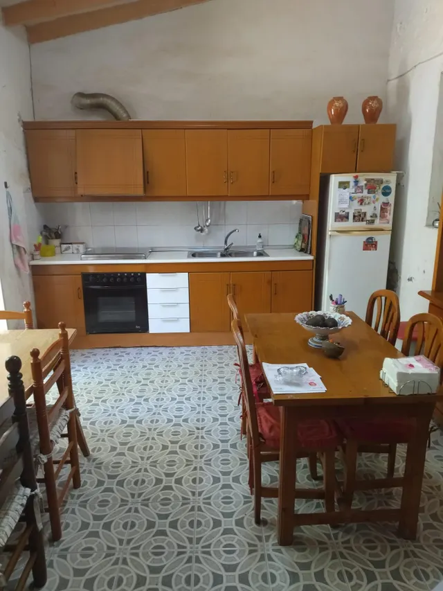 Se vende casa para reformar en Guardamar del Segura (Alicante). — 9