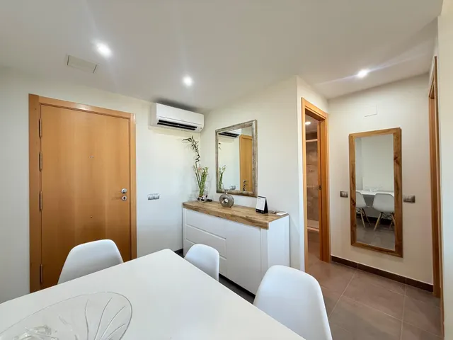 APARTAMENTO CON PISCINA COMUNITARIA Y PARKING EN JESUS I MARIA, DELTEBRE — 8