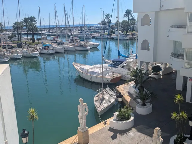 Piso en Puerto Marina, Benalmadena — 3