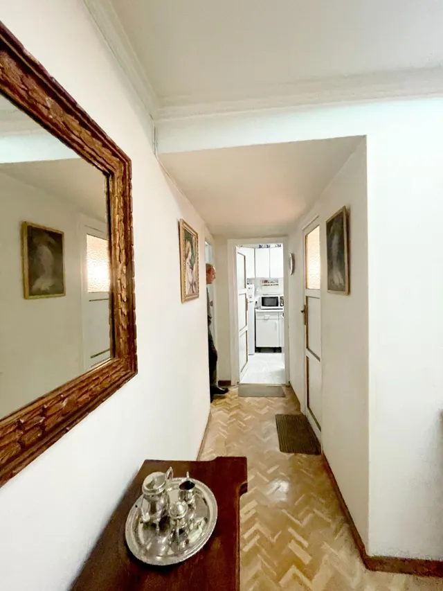 Piso en Calle Jose Villena — 21