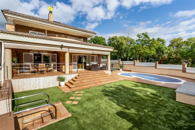 CASA A CUATRO VIENTOS en CAN GUARDIOLA. JARDÍN , PISCINA, 5  - foto 2