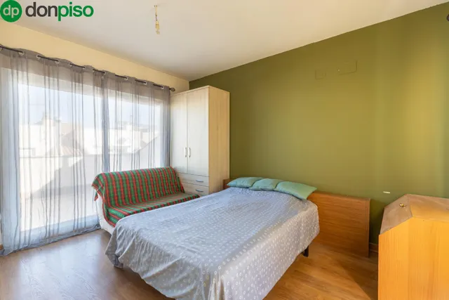 Casa Unifamiliar en Churriana de la Vega — 30