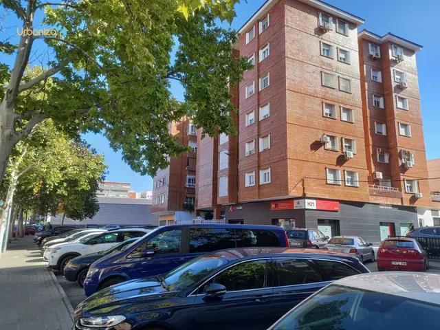PISO EN ALQUILER DE 4 DORMITORIOS PARA ESTUDIANTES, SOLO EST - foto 5
