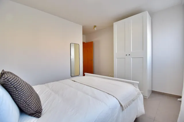 Soto del HENARES - 2 habitaciones, 2 plazas de garaje y trastero. — 23
