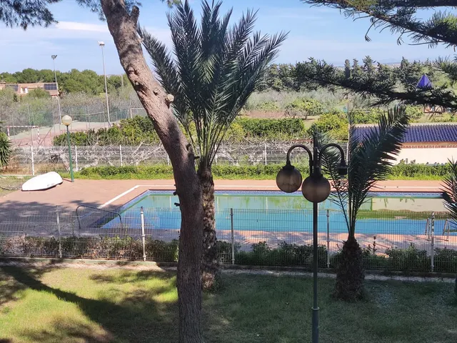 GRAN VIILA EN LOS BALCONES MUY CERCA DE LA LAGUNA DE LA SAL. — 41