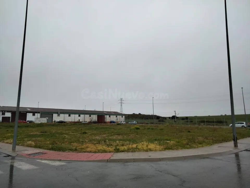PARCELA INDUSTRIAL POLIGONO PEÑASOLANA