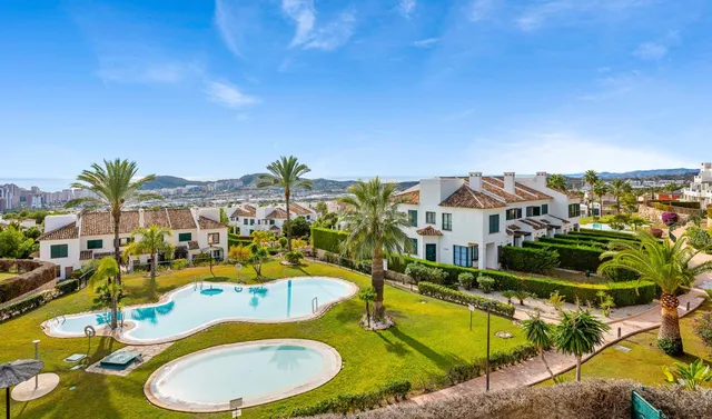 Apartamento con vistas al mar en Balcón de Sierra Cortina, F - foto 4