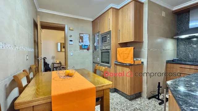 Tu nuevo hogar a un paso de Vialia Vigo: 3 dormitorios, garaje y listo para entrar — 29