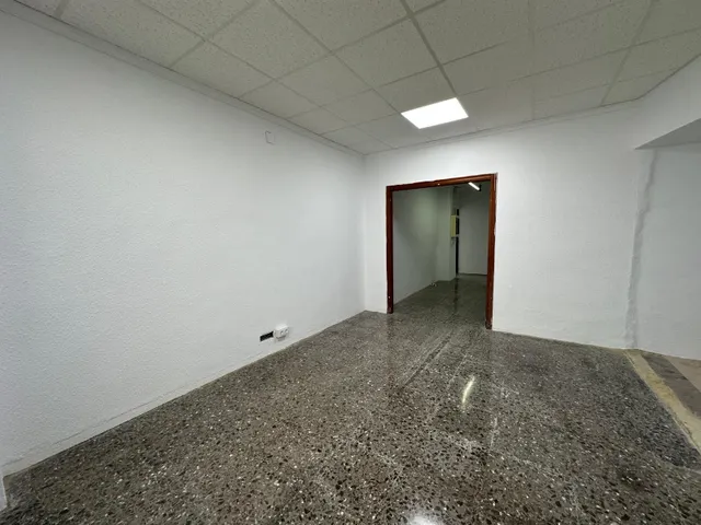 Local comercial en Alquiler en Lliria — 14