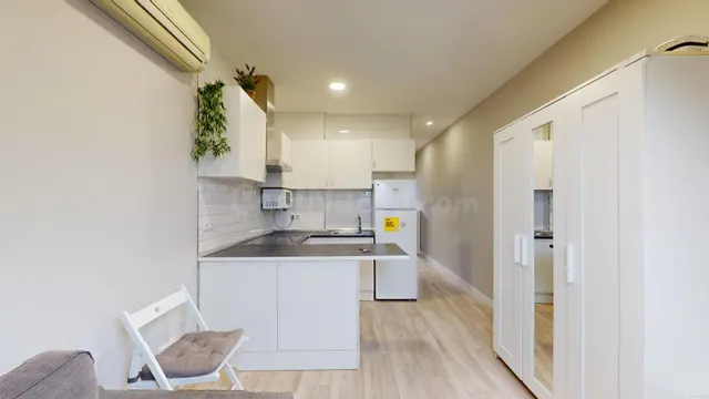 SERVICHECK ALQUILA ATICO DE 1 habitación EN CIUDAD LINEAL — 2