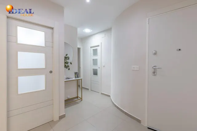 EXCLUSIVO PISO DE LUJO EN PLENO CENTRO DE GRANADA — 21