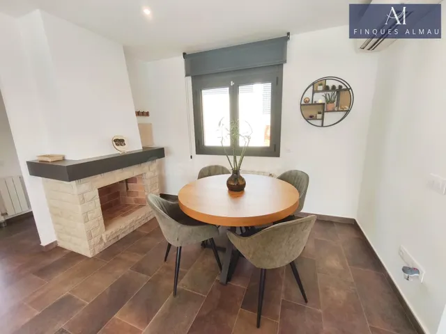 Espléndida Casa Reformada en Les Brises de Calafell con vist - foto 5