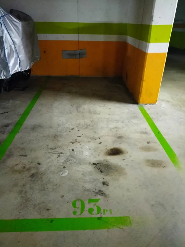 PLAZAS DE PARKING EN STA EULALIA - HOSPITALET — 3