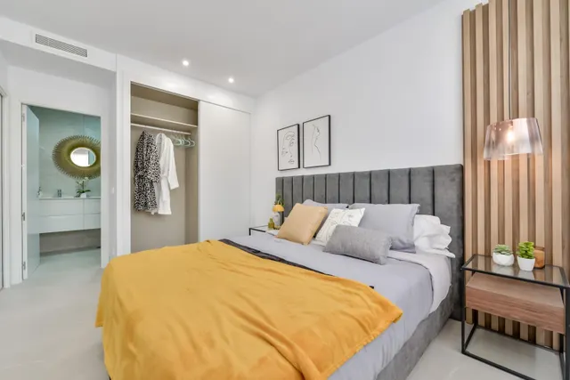 FABULOSO ÁTICO EN RESIDENCIAL DE LUJO CON VISTAS AL MAR EN FINESTRAT. — 22