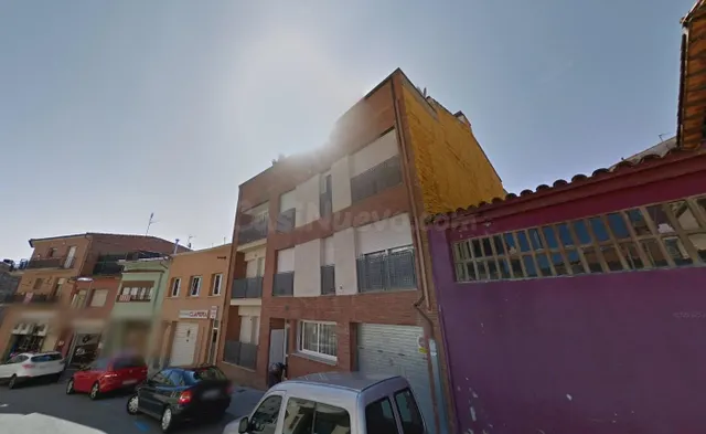 Se vende piso en Cesión de Remate en Calle Joan Maragall 2 d