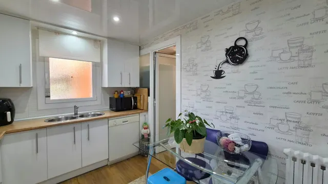 Pis de 5 habitacions a La Parada — 9