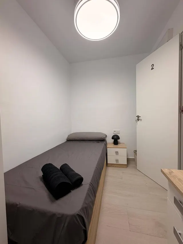 habitaciones EN ALQUILER DE TEMPORADA — 19