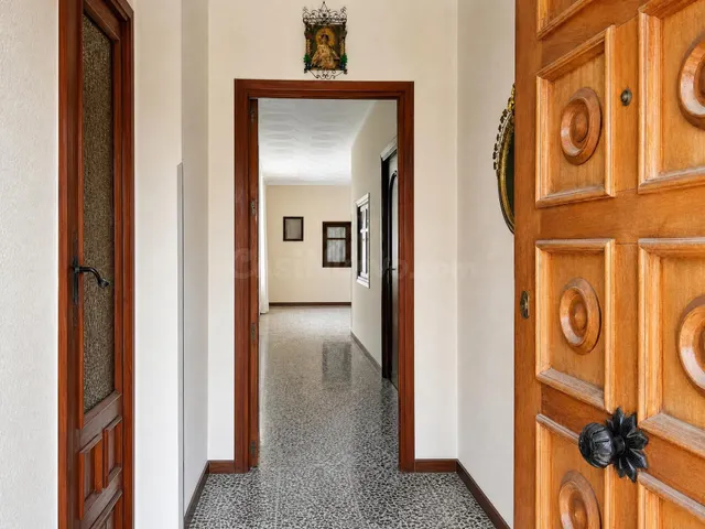VISO DEL MARQUÉS: UNA CASA CON MEDIDAS DE PALACIO DE PUEBLO  - foto 4
