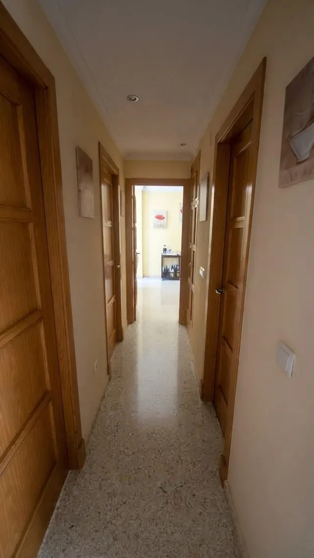 Amplio Piso VPO con terraza en zona Sur, Jerez de la Frontera — 21
