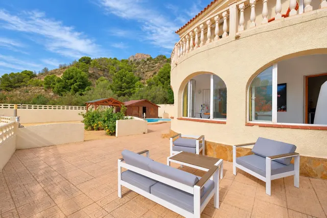 Villa con piscina, orientación sur y vistas al mar y montaña en Calpe — 50