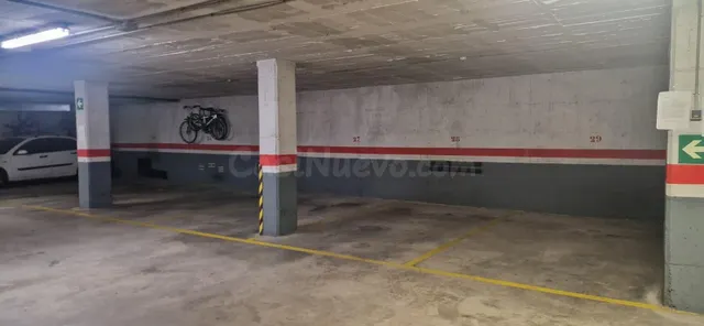 Oportunidad de Inversión: Plaza de Parking en el Centro de R - foto 3