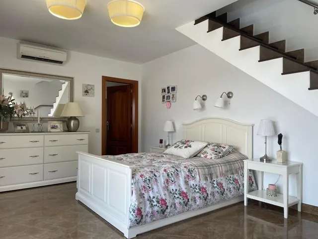 Preciosa casa en venta con piscina en Can Villalba — 47