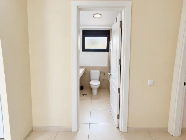Piso de 3 dormitorios con garaje y ascensor en Marpequeña, Telde — 12