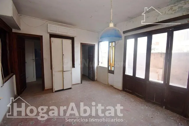 ¡Hazla a tu gusto! Casa amplia y luminosa de tres alturas pa - foto 3