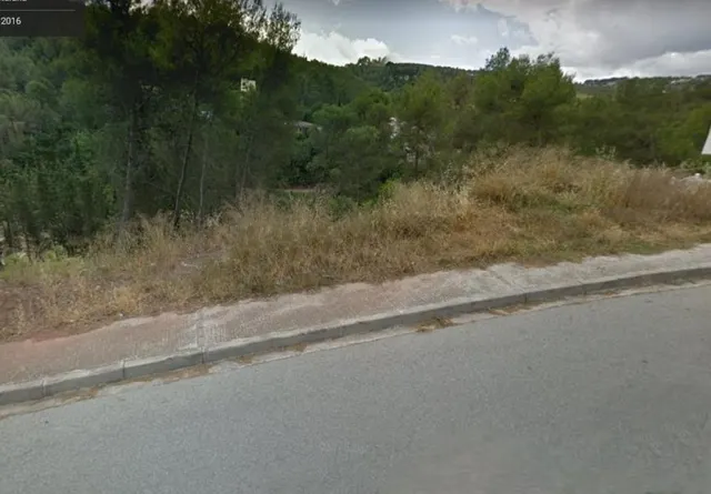PARCELA CON PLANOS EN ZONA CAN LLOPARD - CORBERA DEL LLOBREGAT (BARCELONA) — 3