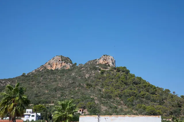 Encantadora vivienda unifamiliar con patio privado, piscina y vistas al mar en Cala Millor. — 38