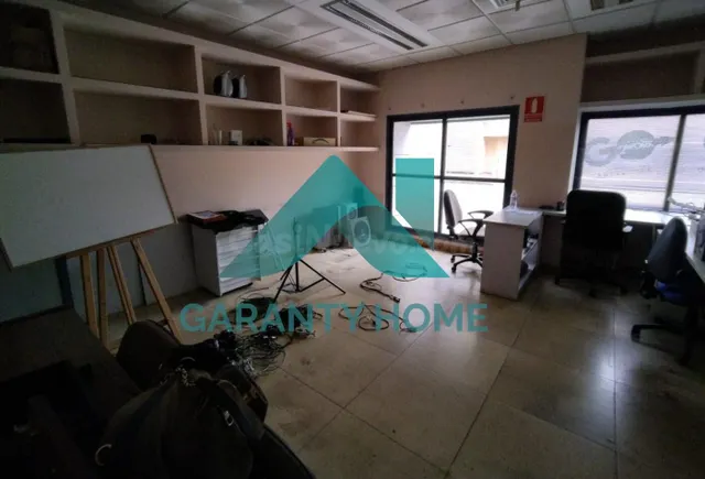 SE ALQUILA DESPACHO EN ZONA CENTRO - foto 4