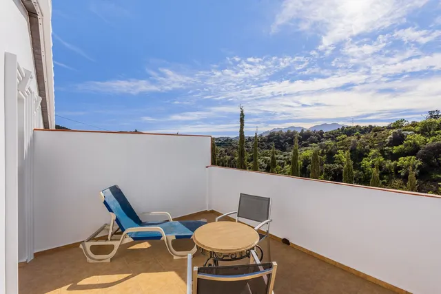 Chalet 6 habitaciones 336m² en venta - Costa del Sol — 43