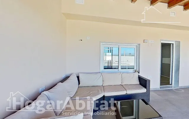 ¡CASA ESPECTACULAR! AMPLIA Y REFORMADA CON DOS VIVIENDAS INDEPENDIENTES Y VISTAS DESPEJADAS — 35