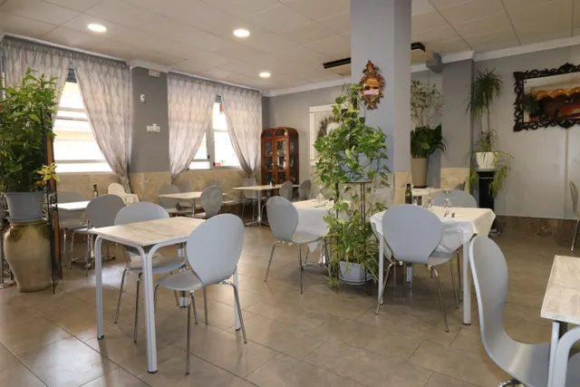 EXELENTE OPORTUNIDAD - RESTAURANTE EN TORREVIEJA — 3