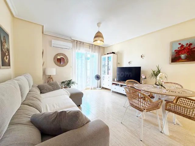 Fantástico bungalow en planta alta con solárium privado en Lomas de Cabo Roig — 5