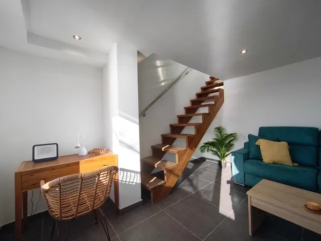 ESPECTACULAR CASA FRENTE AL MAR | ALQUILER DE TEMPORADA - foto 4