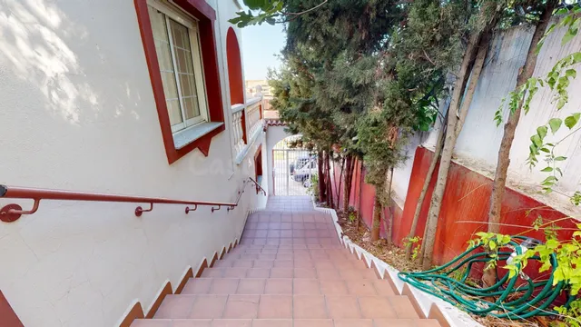 ¡¡¡IMPRESIONANTE CASA INDEPENDIENTE CENTRICA!!! - foto 3